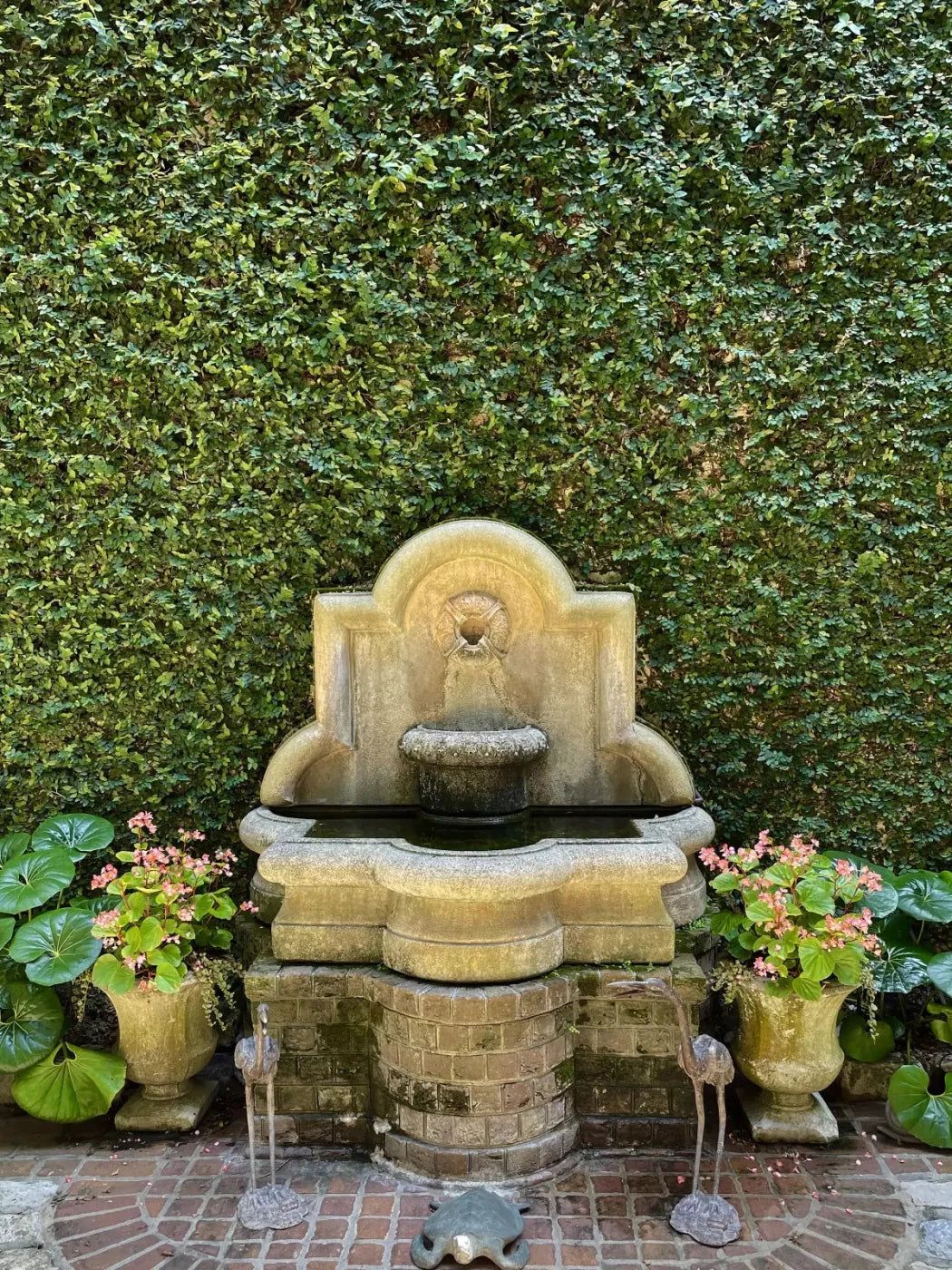 At The Fountain 8X10 Fleece ( 96 X 120 Inch ) Backdrop
