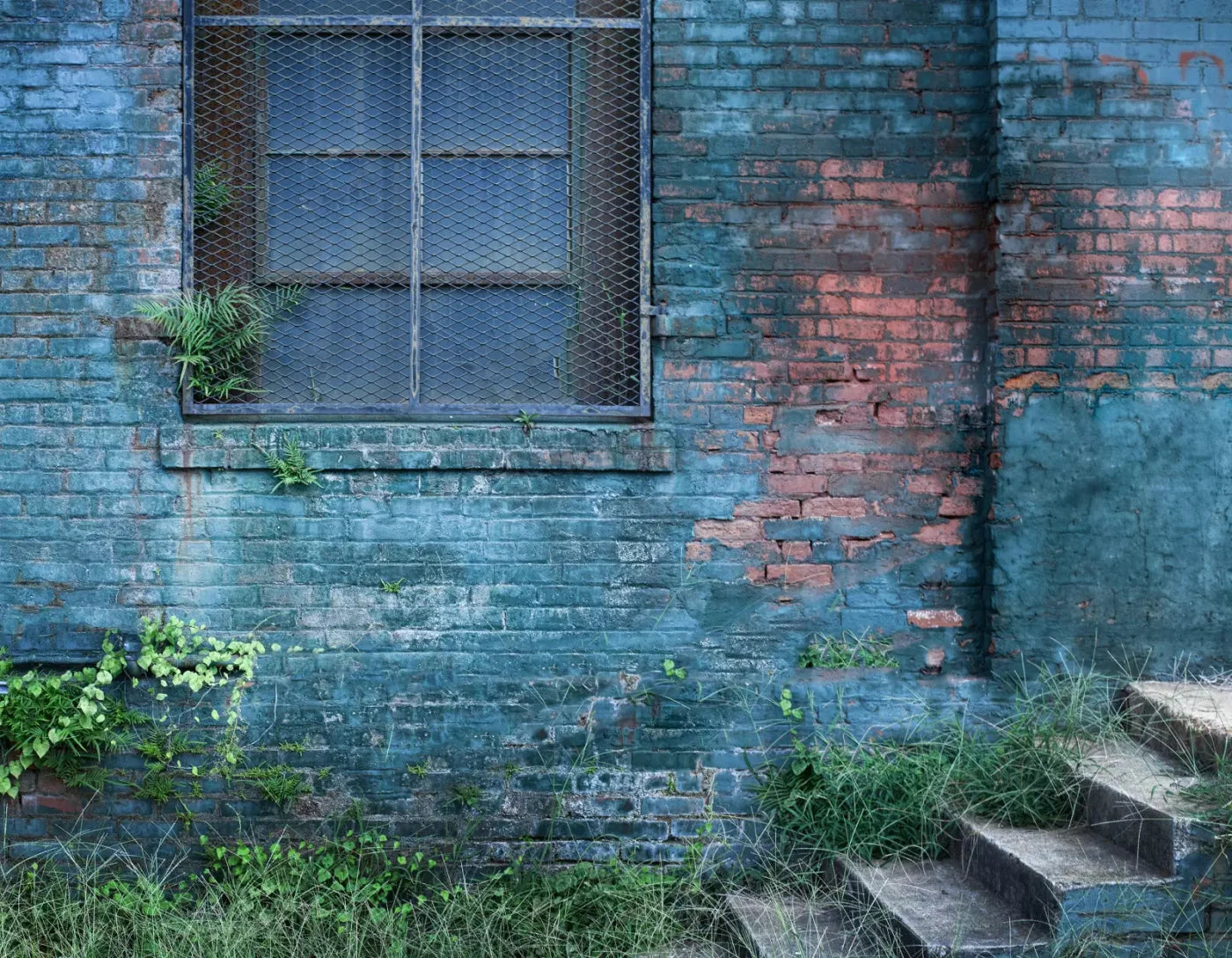 Back Alley Blue 8X6 Fleece ( 96 X 72 Inch ) Backdrop