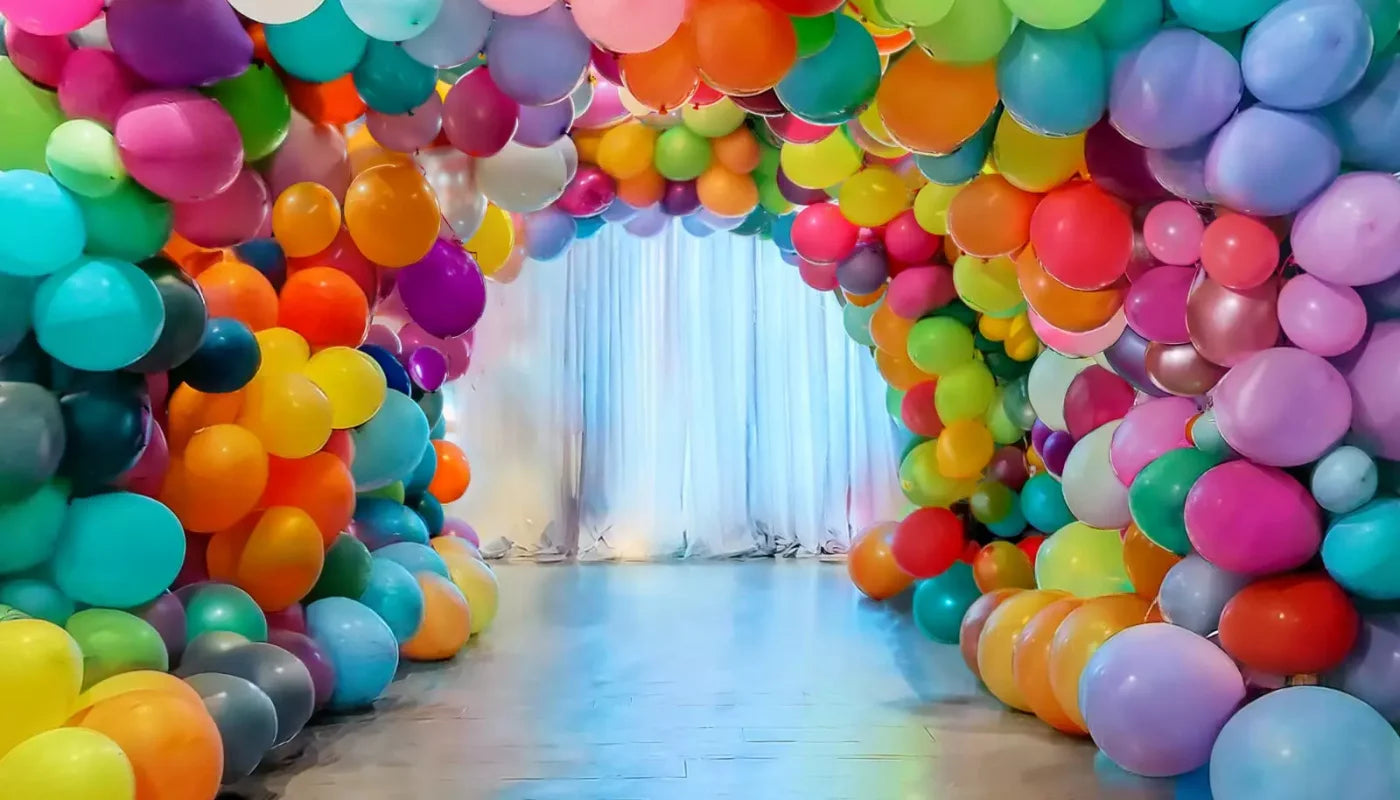 Balloon Tunnel 14’X8’ Ultracloth (168 X 96 Inch) Backdrop