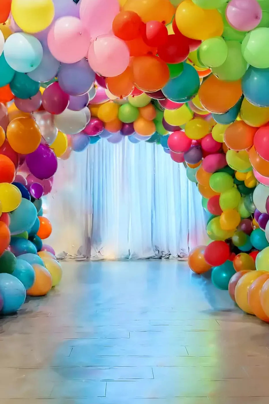 Balloon Tunnel 8’X12’ Ultracloth (96 X 144 Inch) Backdrop