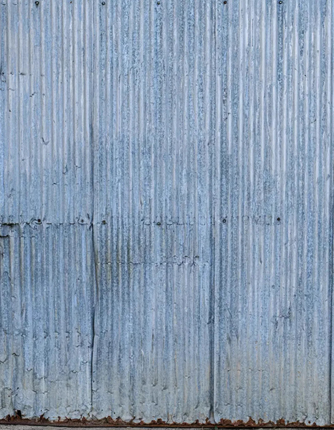 Barn Steel 6X8 Fleece ( 72 X 96 Inch ) Backdrop