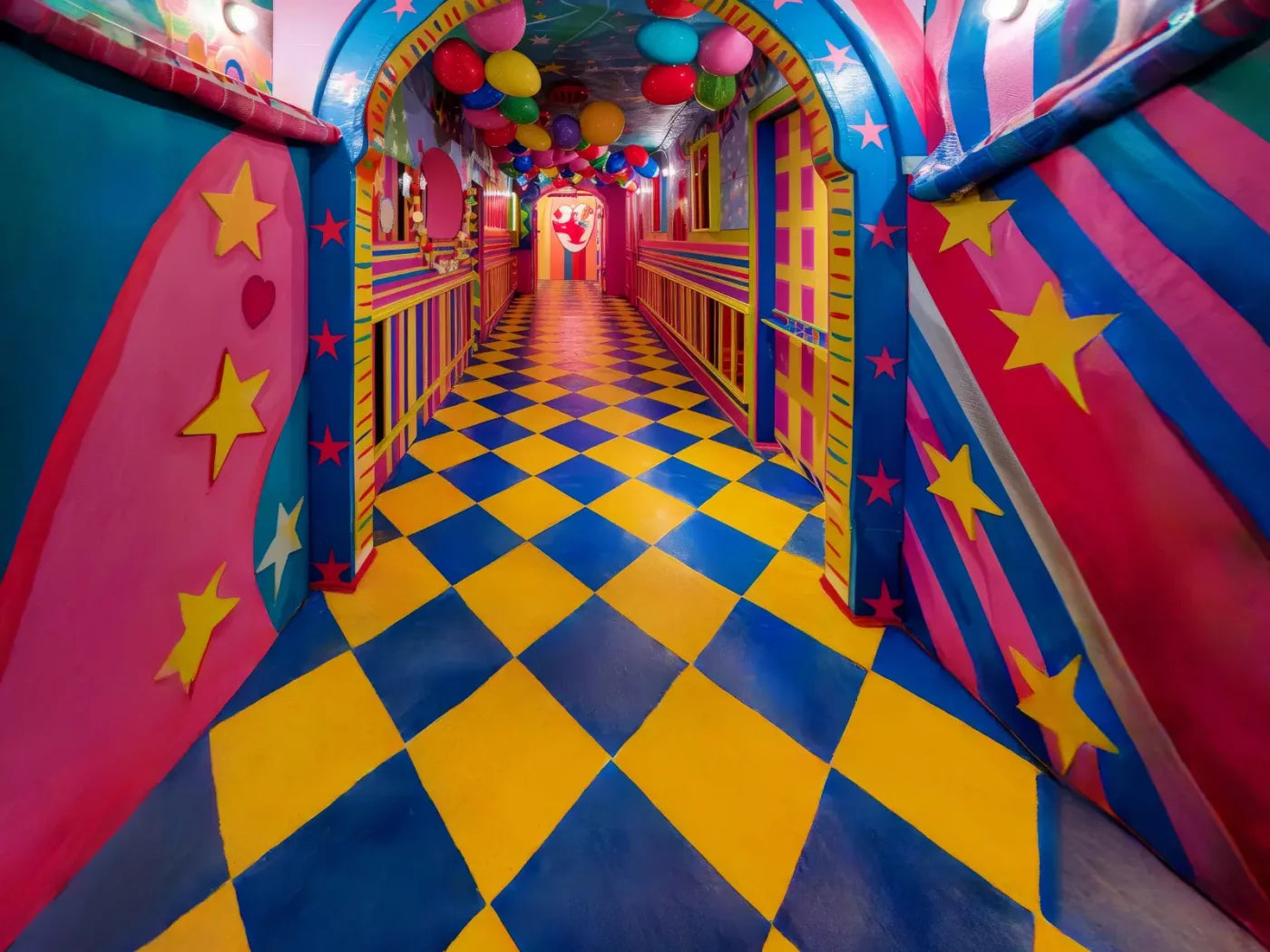 Carnival Funhouse 6’8x5’ Fleece (80 x 60 inch) Backdrop