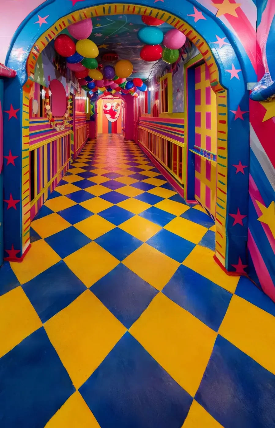 Carnival Funhouse 9’x14’ UltraCloth (108 x 168 inch) Backdrop