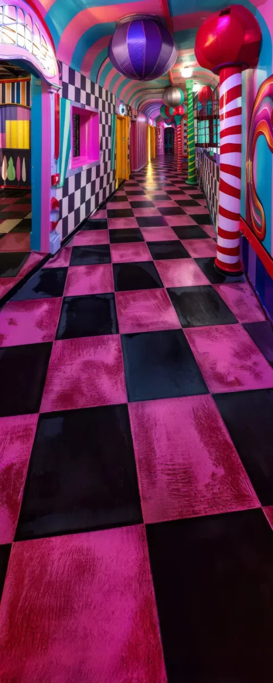 Carnival Funhouse Sweep 8’x20’ UltraCloth (96 x 240 inch) Backdrop