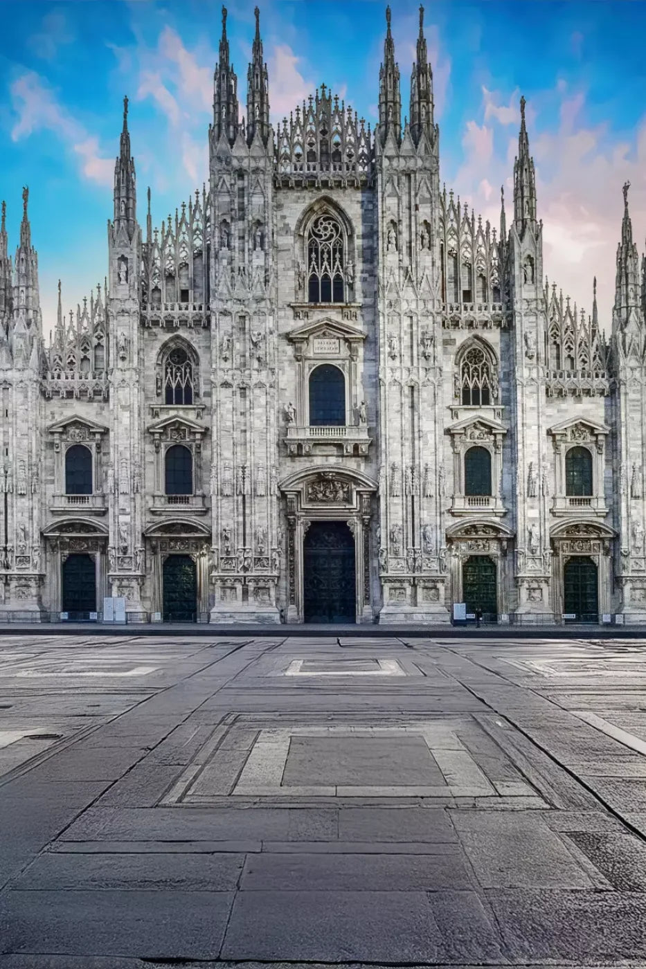 Cathedral Milan 8’x12’ UltraCloth (96 x 144 inch) Backdrop