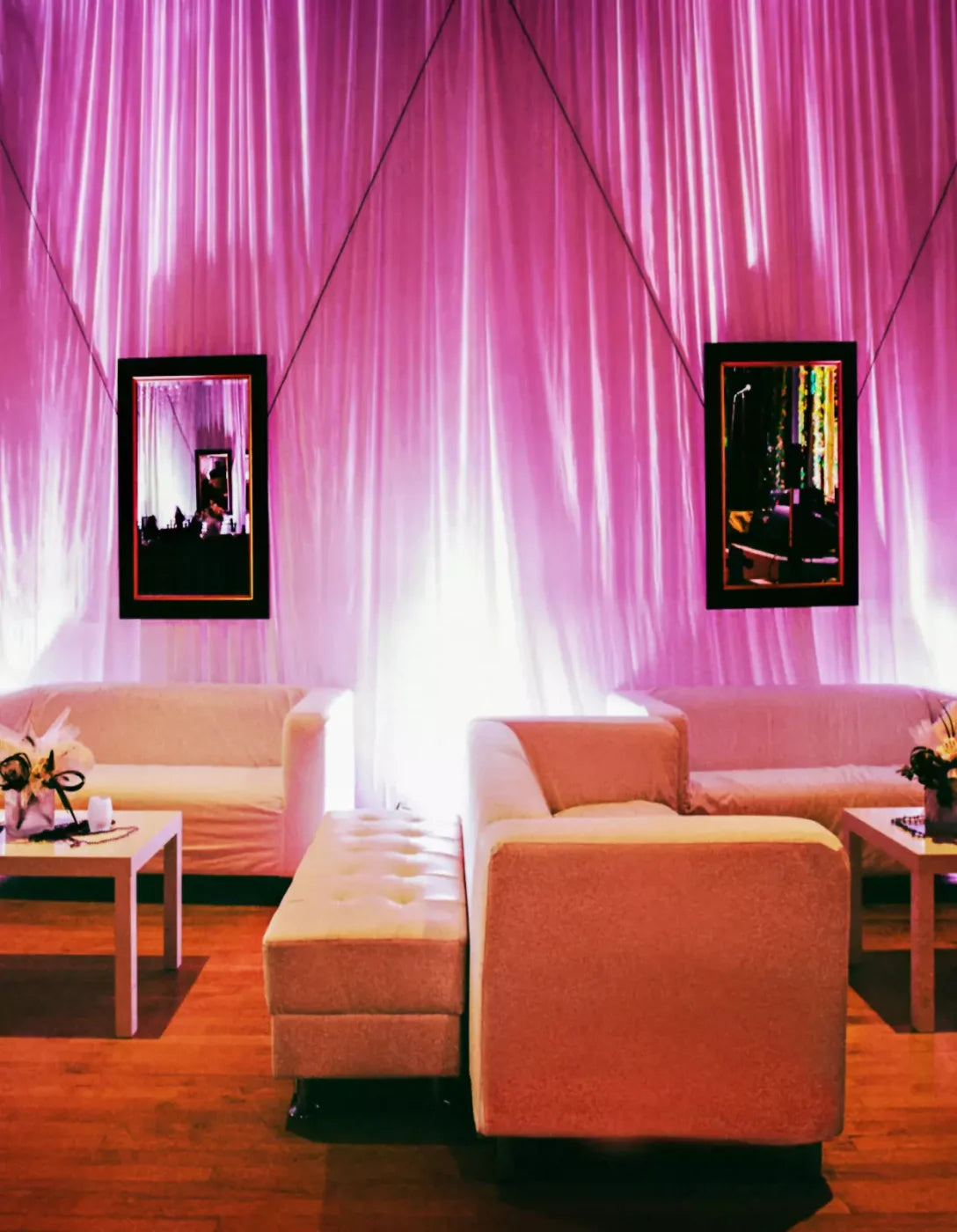 Club Lounge 6X8 Fleece ( 72 X 96 Inch ) Backdrop
