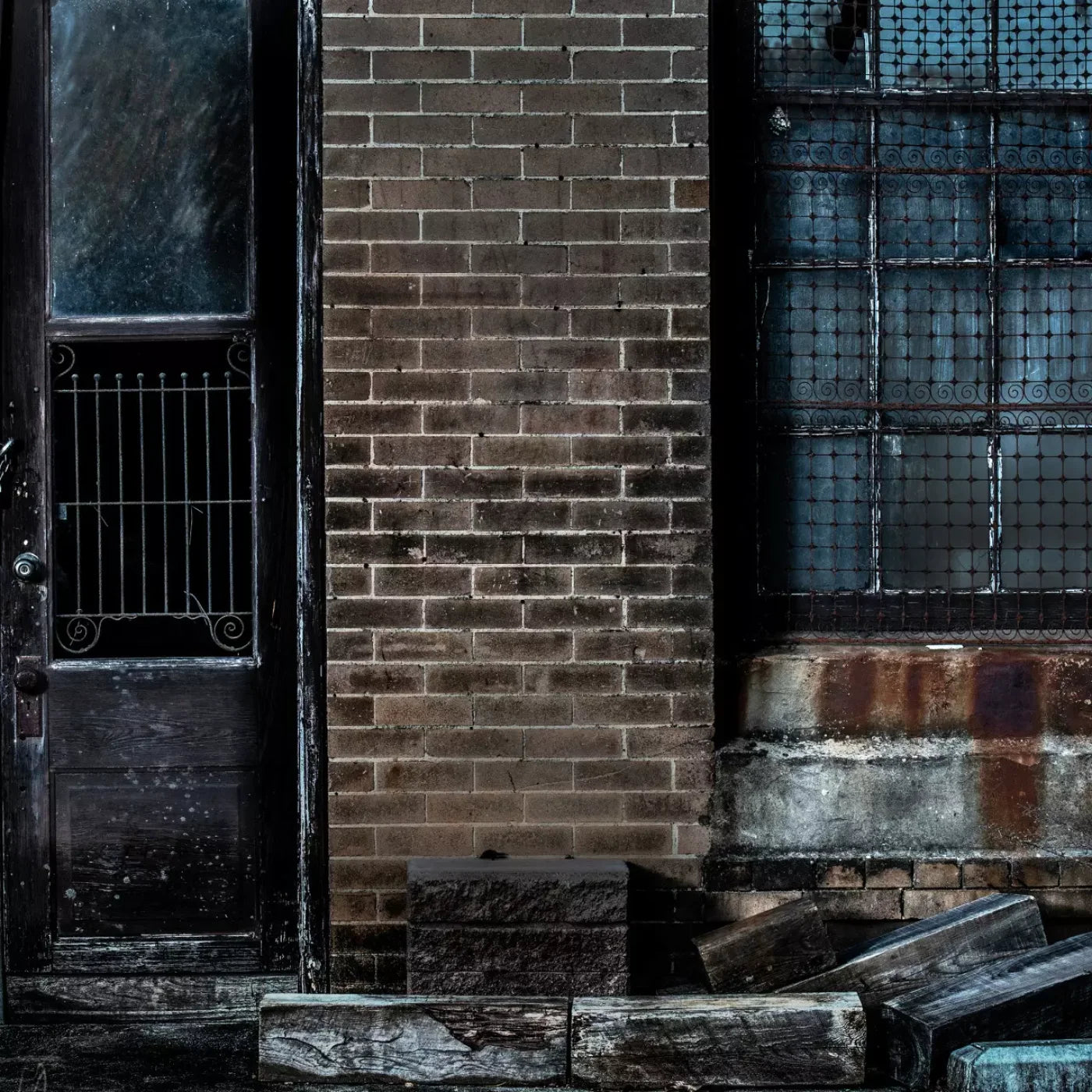 Dark Back Alley 10’X10’ Ultracloth (120 X Inch) Backdrop