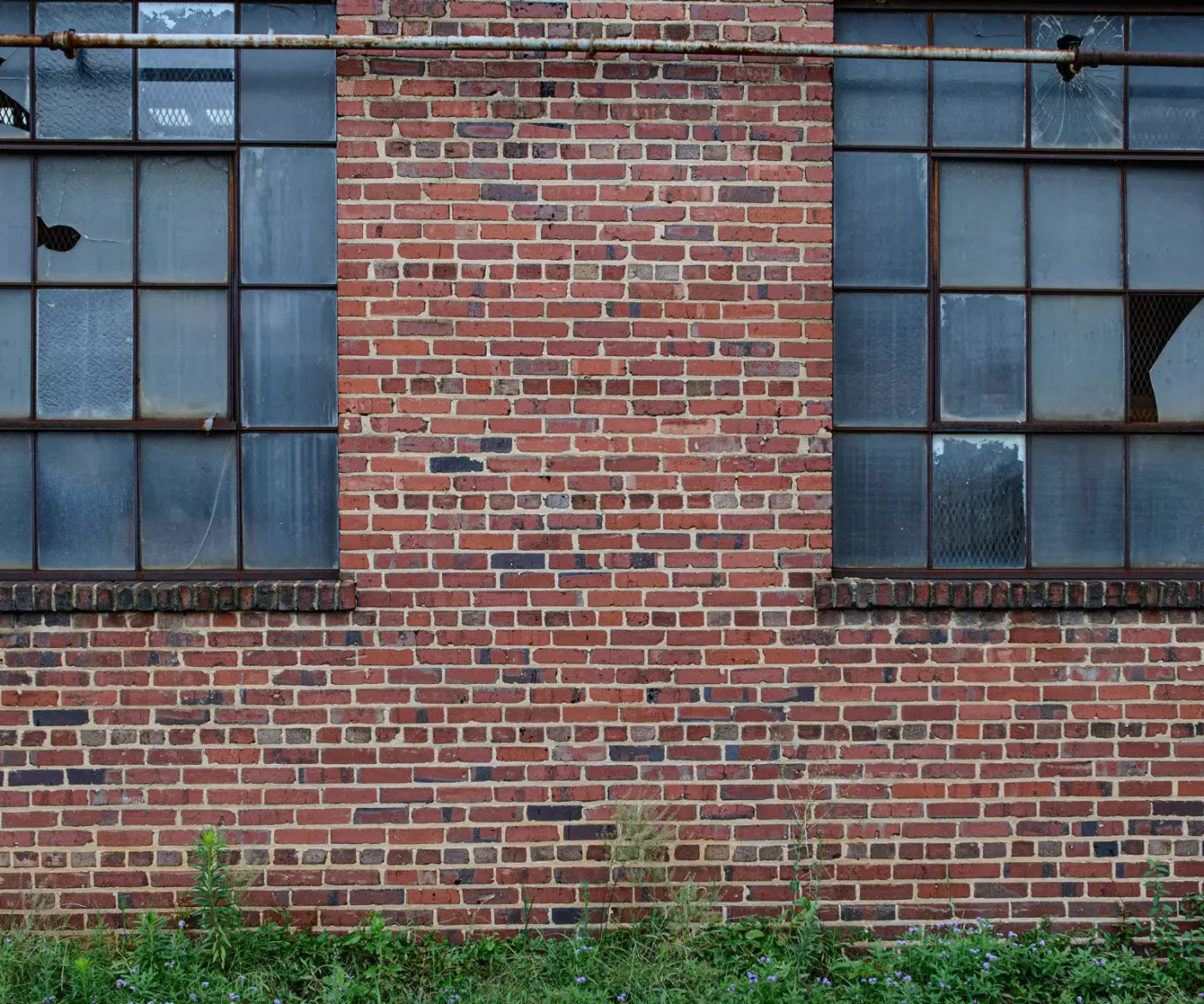 Factory Wall 5X42 Fleece ( 60 X 50 Inch ) Backdrop