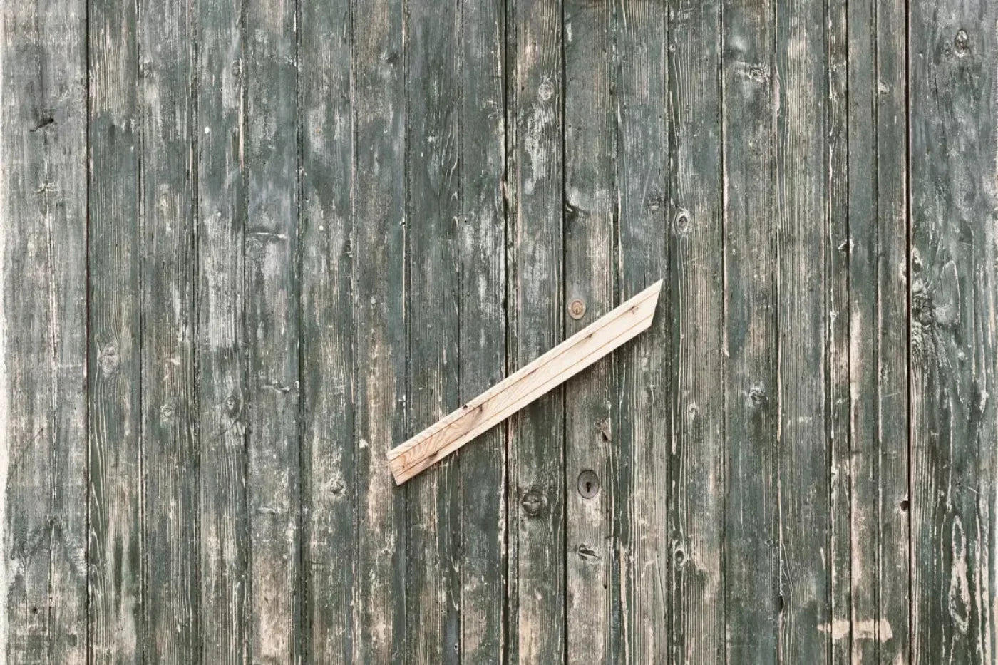 Latched Backdrop