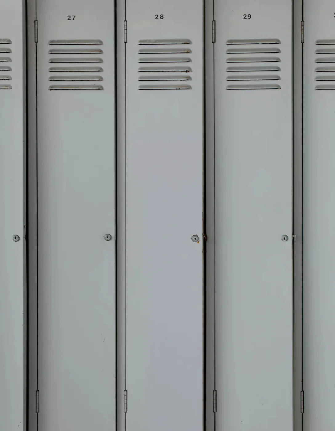 Locker Room 6X8 Fleece ( 72 X 96 Inch ) Backdrop