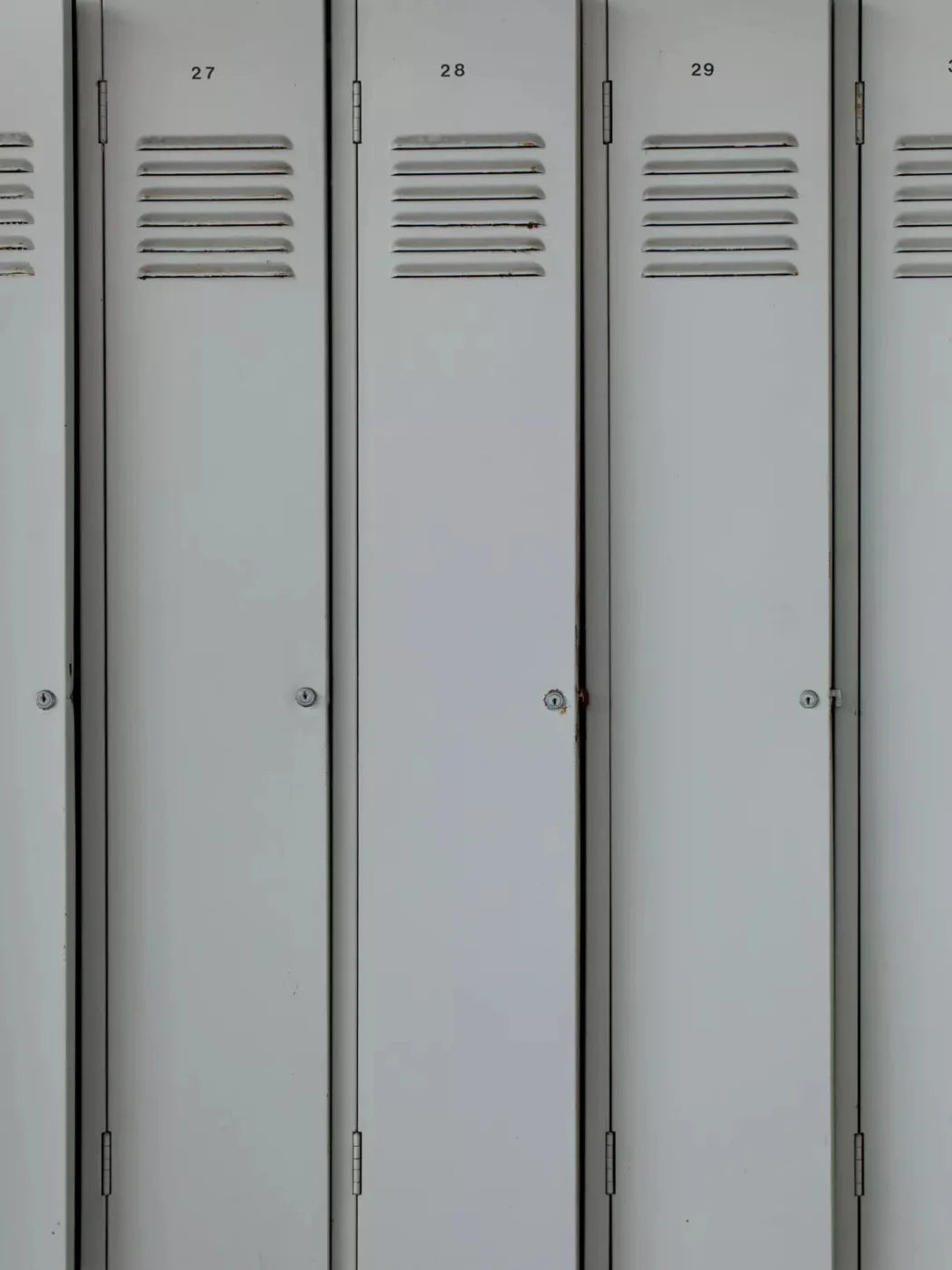 Locker Room 8X10 Fleece ( 96 X 120 Inch ) Backdrop