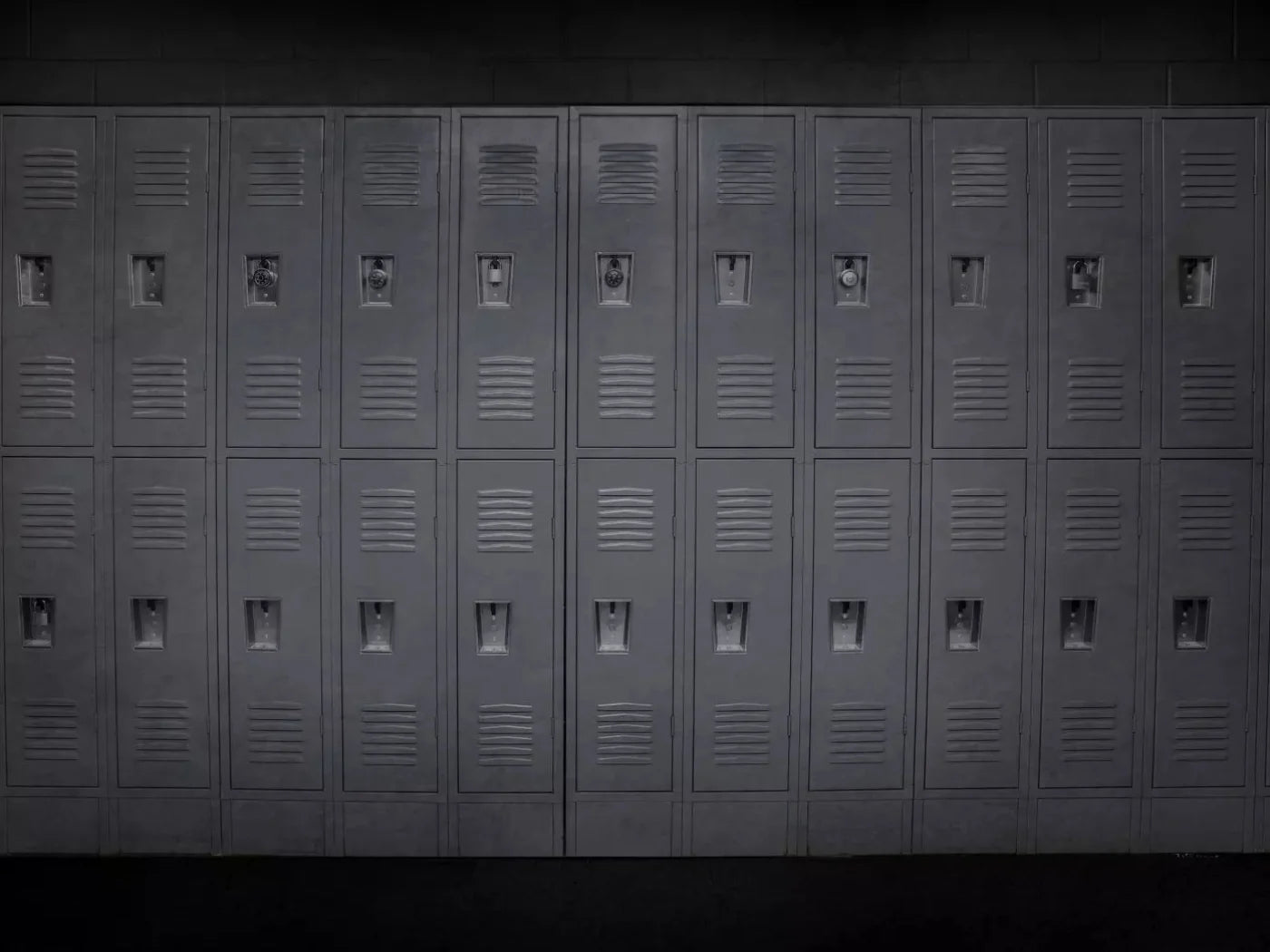 Lockers 3 10X8 Fleece ( 120 X 96 Inch ) Backdrop