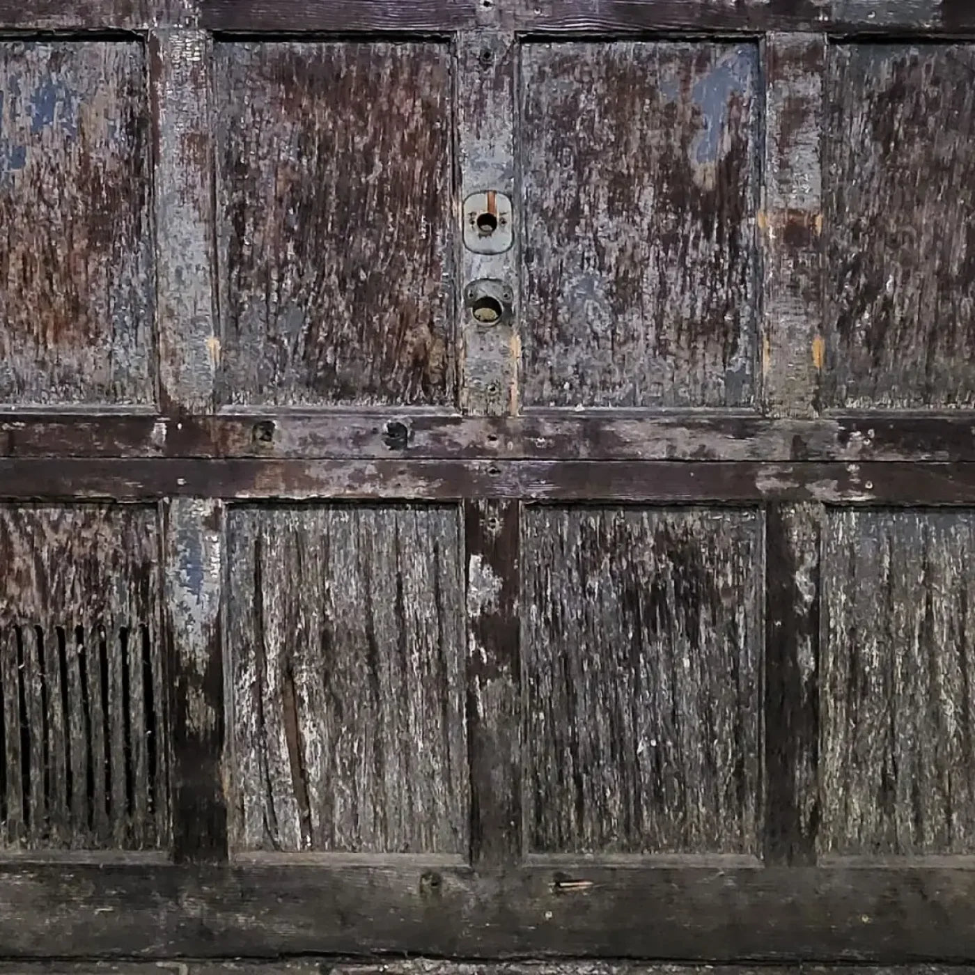 Old Doors 10’x10’ UltraCloth (120 x 120 inch) Backdrop