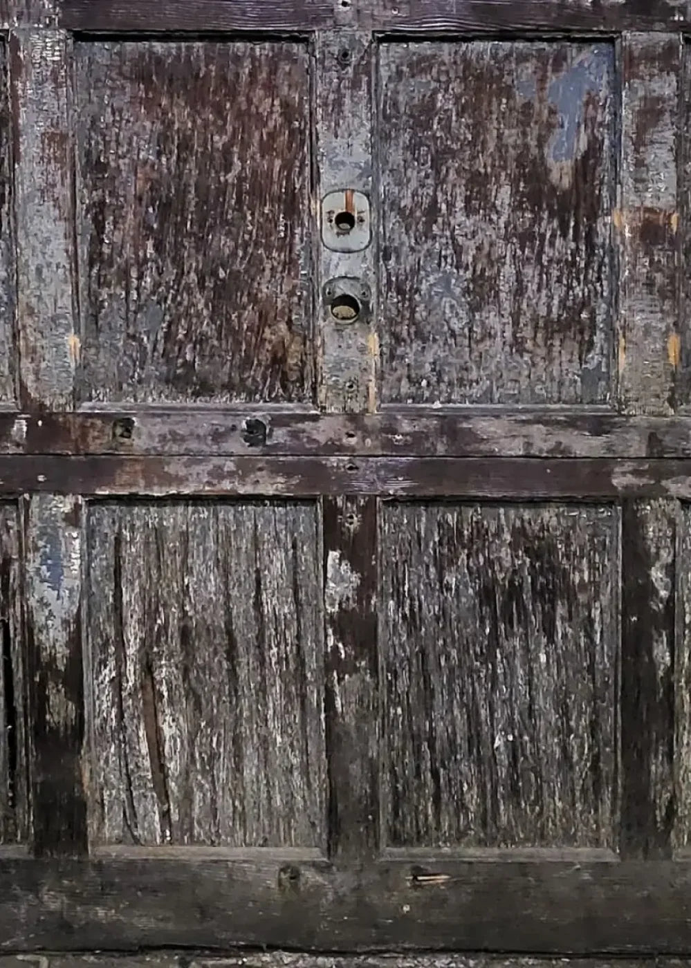 Old Doors 5’x7’ UltraCloth (60 x 84 inch) Backdrop