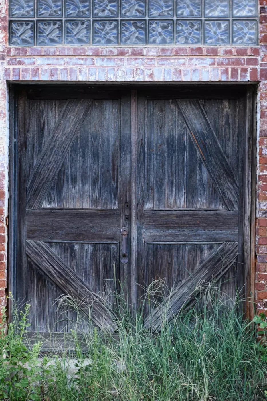 Old Mill Door 5X8 Ultracloth ( 60 X 96 Inch ) Backdrop
