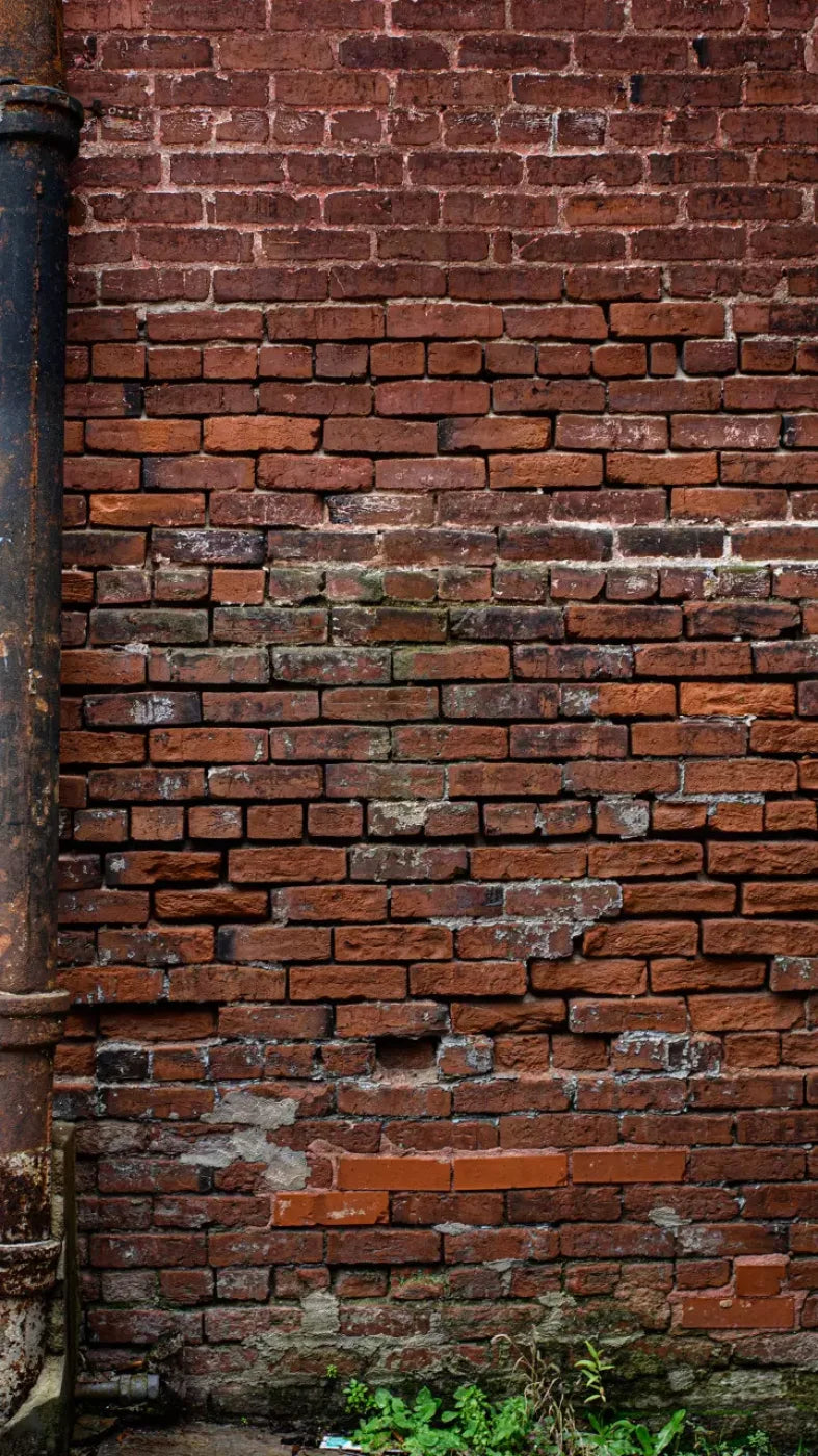 Pipe On Brick 8’X14’ Ultracloth (96 X 168 Inch) Backdrop