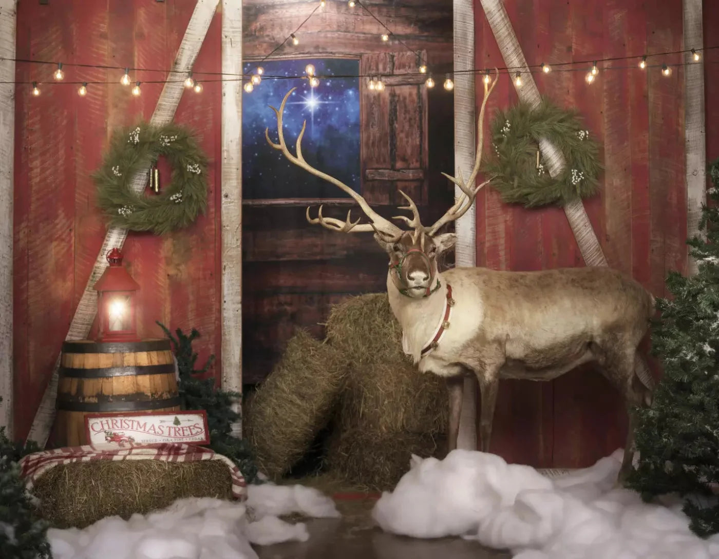 Reindeer Barn 8X6 Fleece ( 96 X 72 Inch ) Backdrop