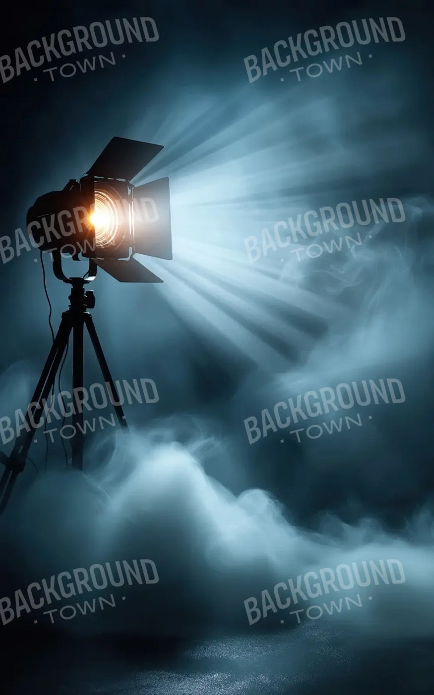 Spotlight In The Dark 5’x8’ UltraCloth (60 x 96 inch) Backdrop