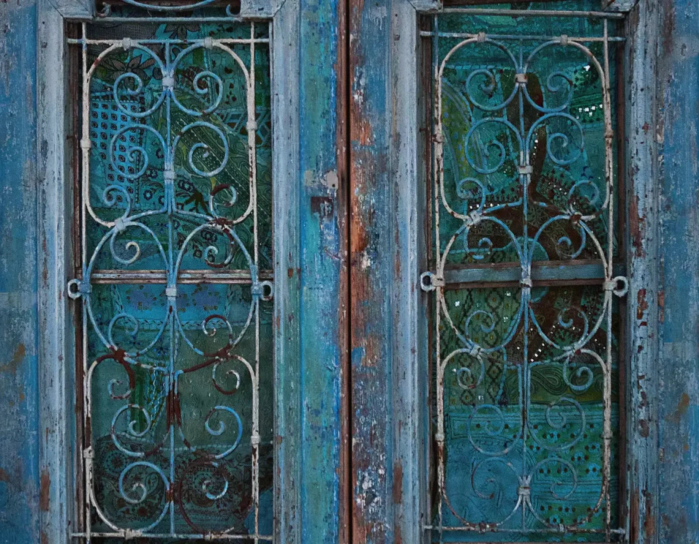Temple Door 8’X6’ Fleece (96 X 72 Inch) Backdrop