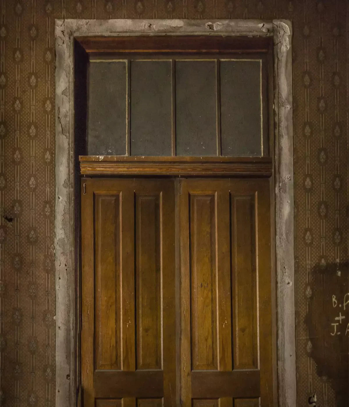 Third Door 10X12 Ultracloth ( 120 X 144 Inch ) Backdrop
