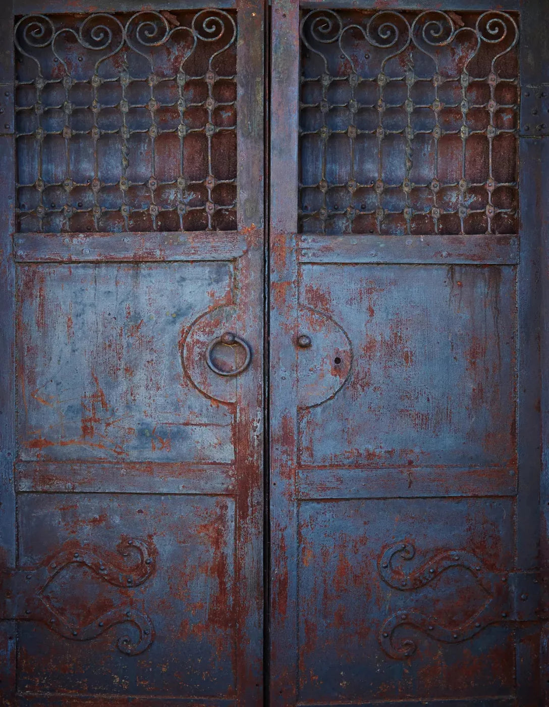 Vintage Blue Door 6X8 Fleece ( 72 X 96 Inch ) Backdrop