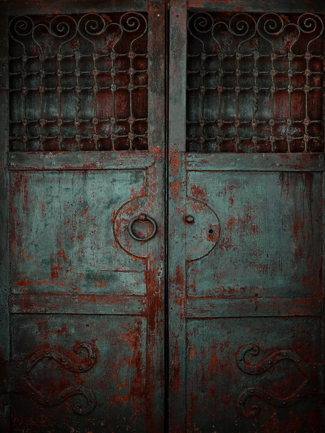 Vintage Teal Door 5’X6’8’ Fleece (60 X 80 Inch) Backdrop