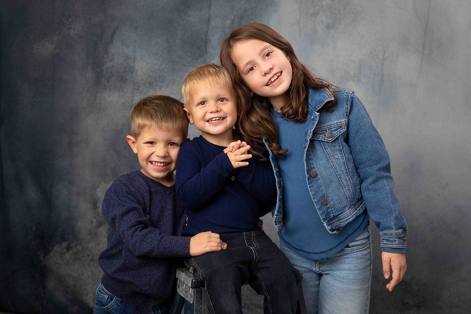Popular Backgrounds for Family Portraits in 2025