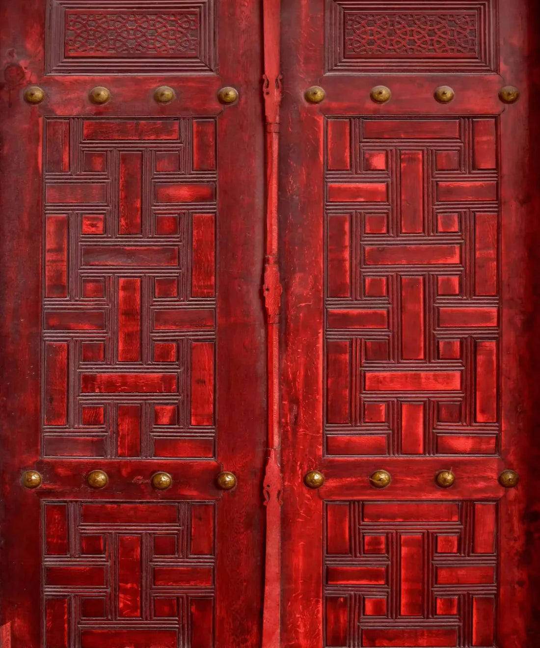 Red Steel and Metal Backdrop for Photography