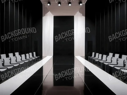 Black And White Catwalk 6’8x5’ Fleece (80 x 60 inch) Backdrop