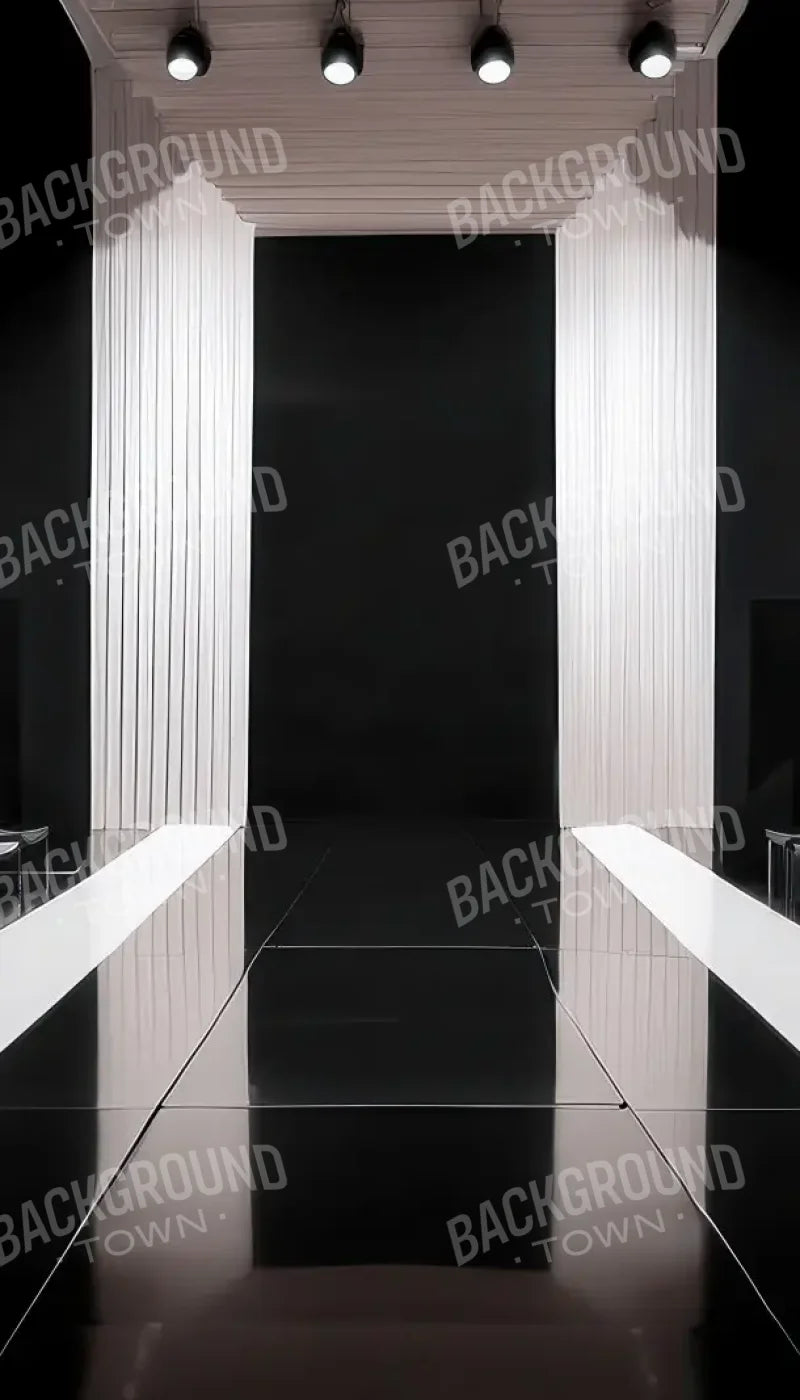Black And White Catwalk 8’x14’ UltraCloth (96 x 168 inch) Backdrop