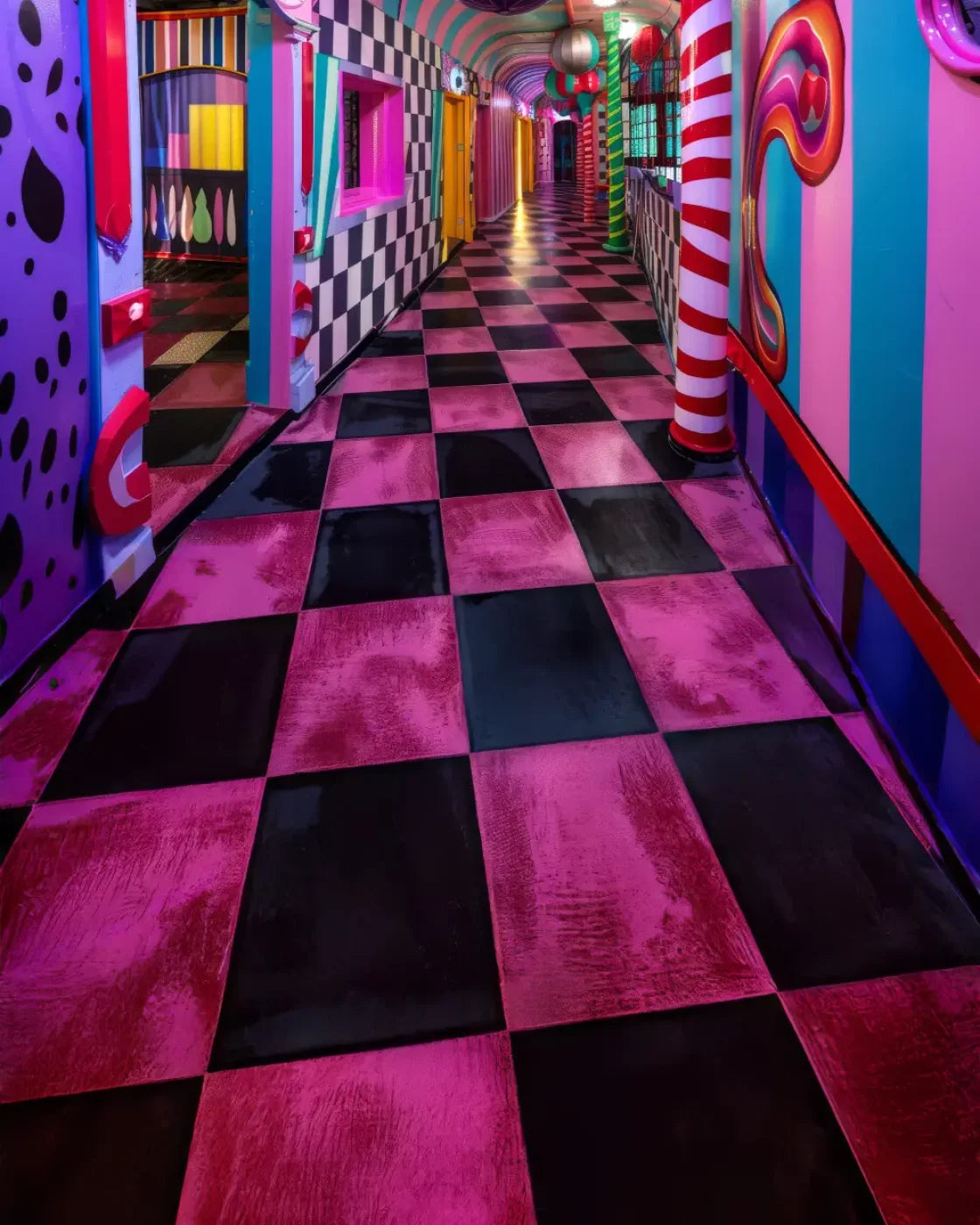 Carnival Funhouse Sweep 8’x10’ Fleece (96 x 120 inch) Backdrop