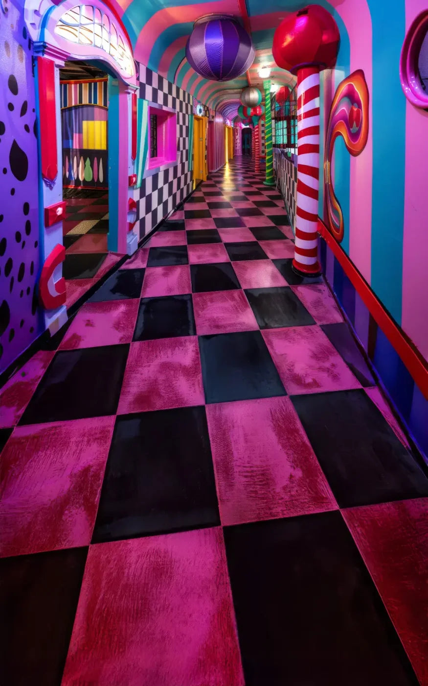 Carnival Funhouse Sweep 5’x8’ UltraCloth (60 x 96 inch) Backdrop