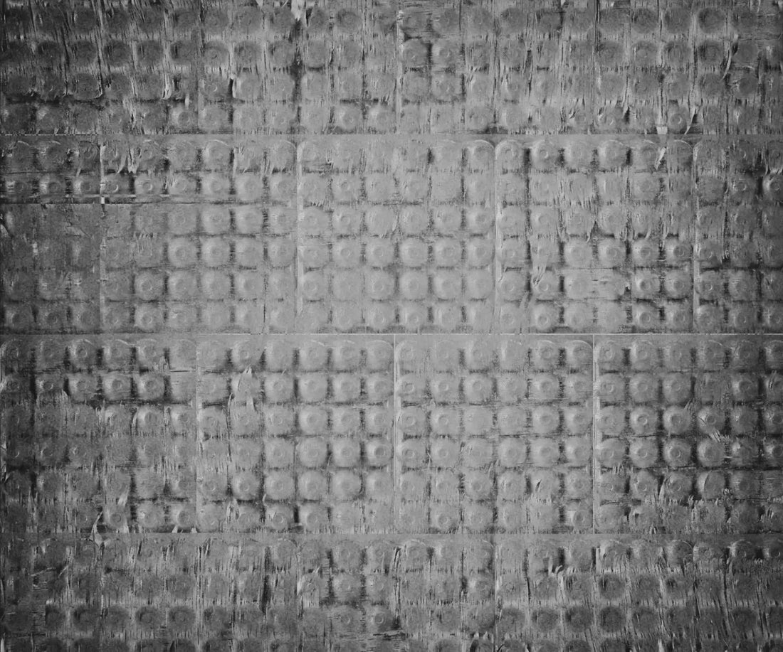 Egg Crate Black And White 5X42 Fleece ( 60 X 50 Inch ) Backdrop