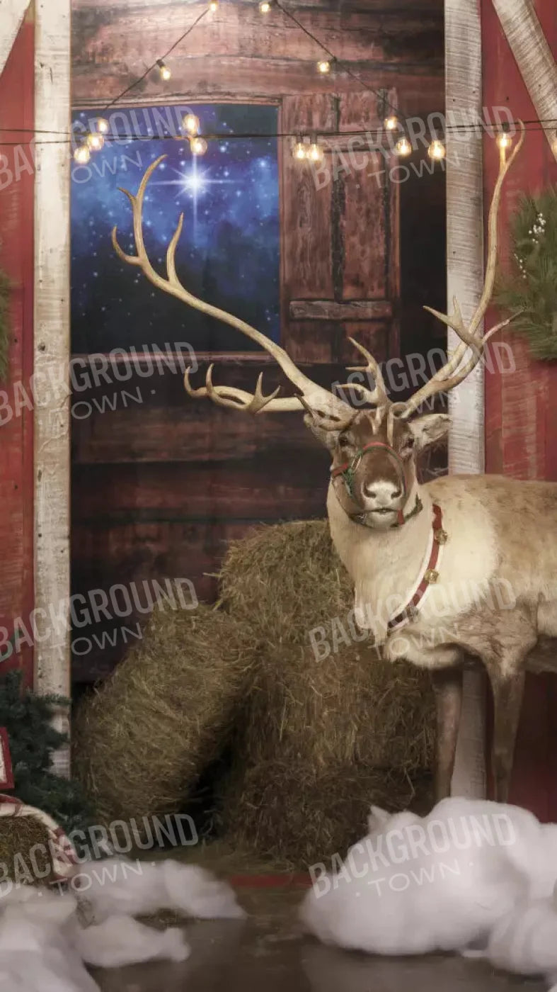 Reindeer Barn 8X14 Ultracloth ( 96 X 168 Inch ) Backdrop