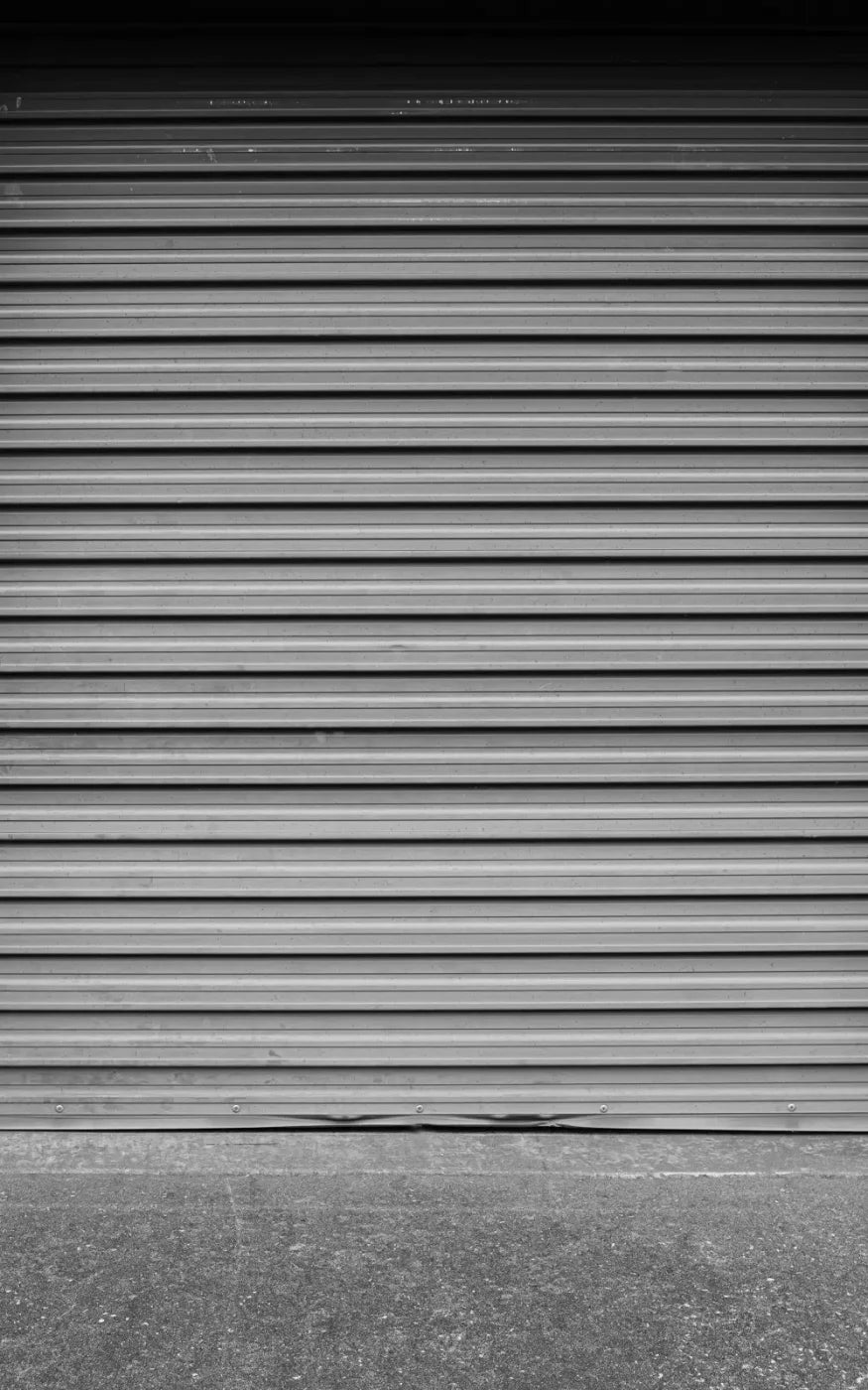 Storage Door Bw 9X14 Ultracloth ( 108 X 168 Inch ) Backdrop