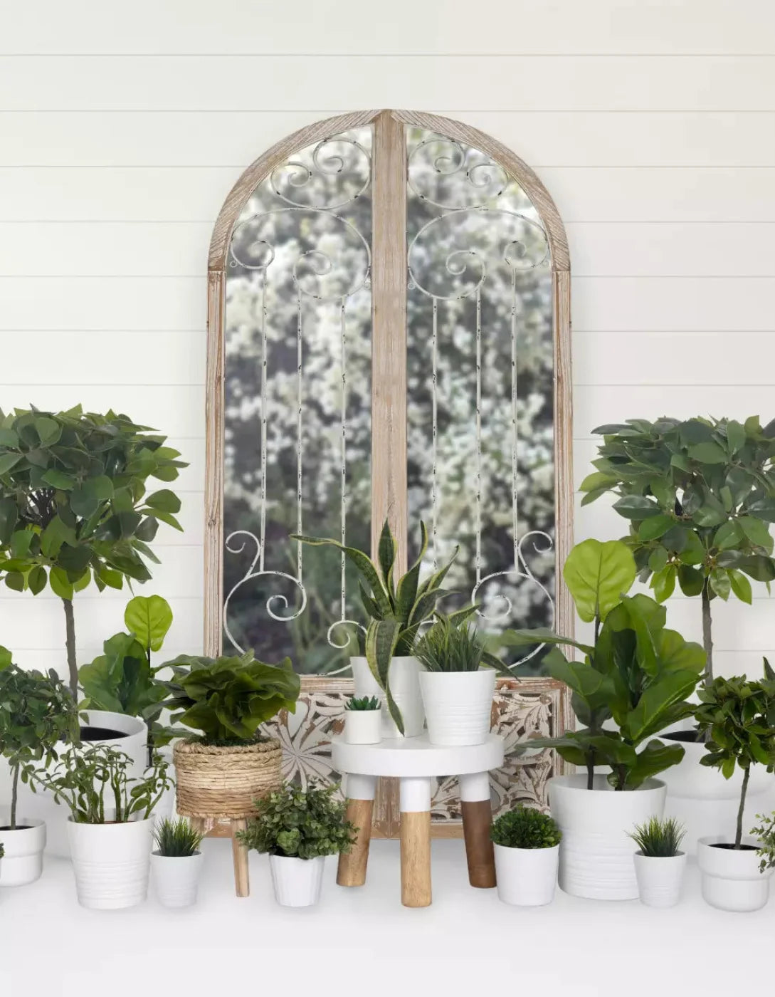The Garden 6X8 Fleece ( 72 X 96 Inch ) Backdrop