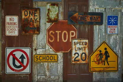Vintage Signs 8’X5’ Ultracloth (96 X 60 Inch) Backdrop